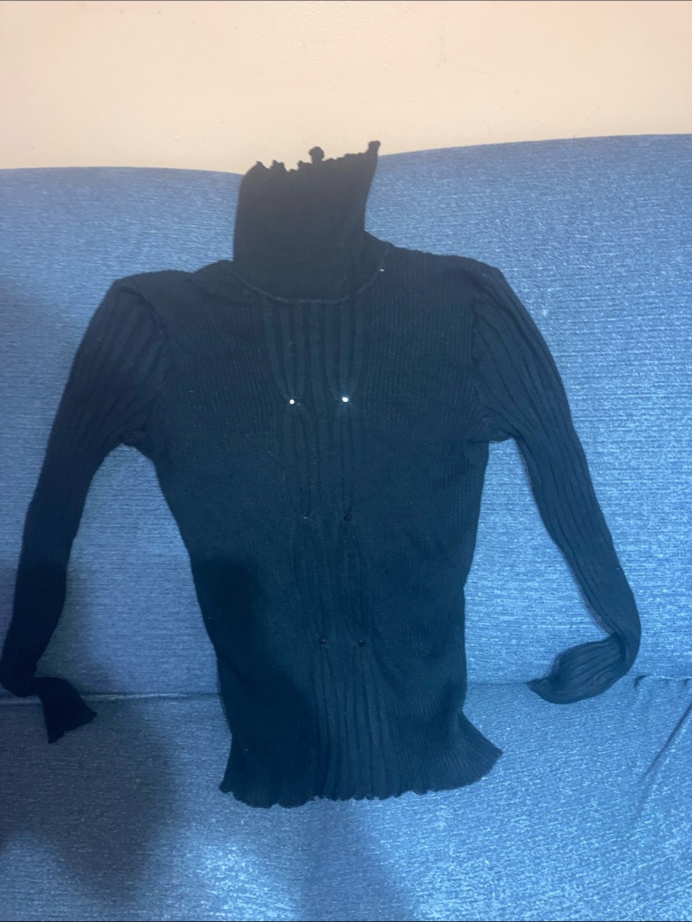 Vintage Domani Women's Black Ribbed Turtleneck Sweater - Sleek Long Sleeve